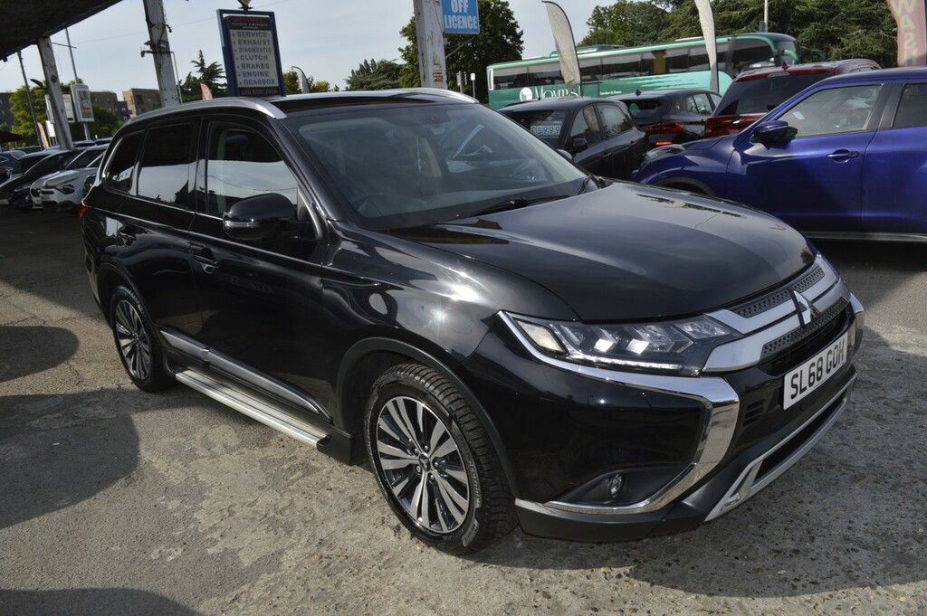 Mitsubishi Outlander 2.0 Mivec 4 Black
