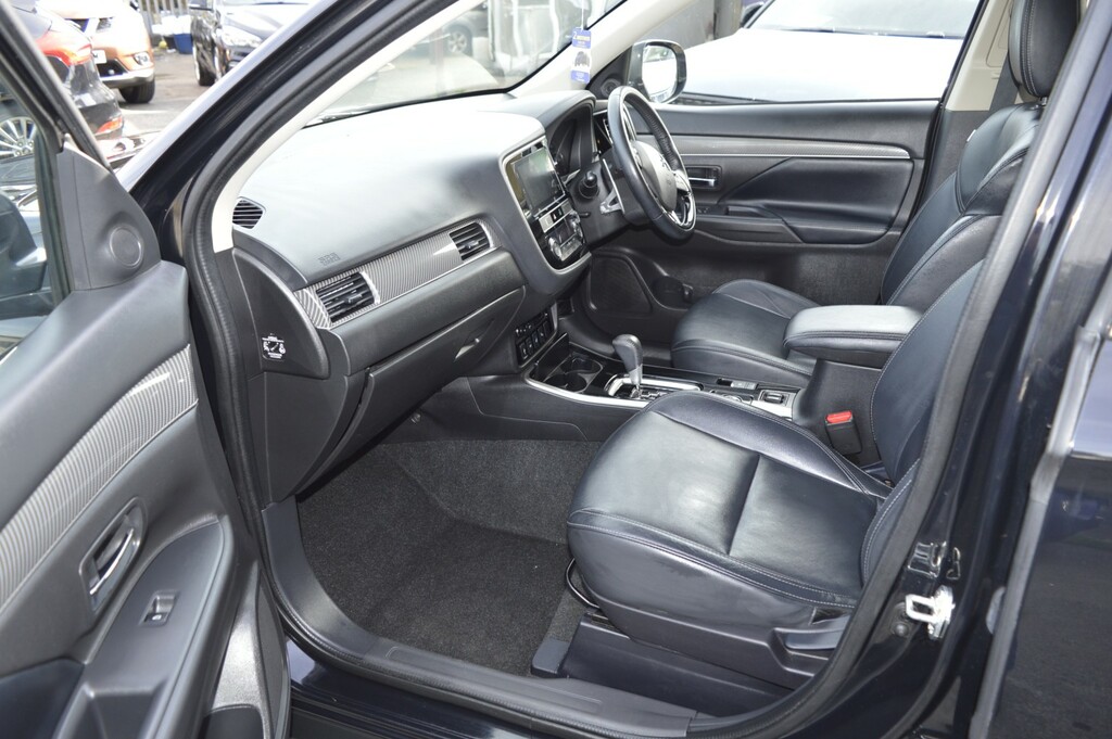 Mitsubishi Outlander H 4Hs U9011 Ulez Silver #13