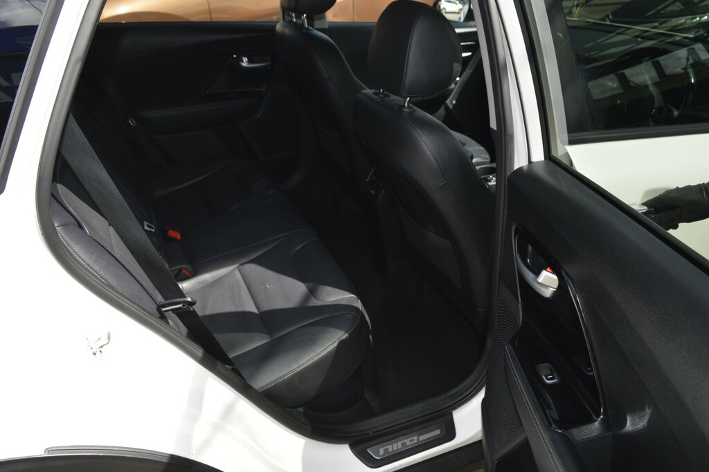 Kia e-Niro 1.6 Gdi Hybrid First Edition Dct Black #12