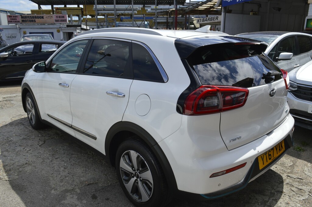 Kia e-Niro 1.6 Gdi 8.9Kwh 3 White #4