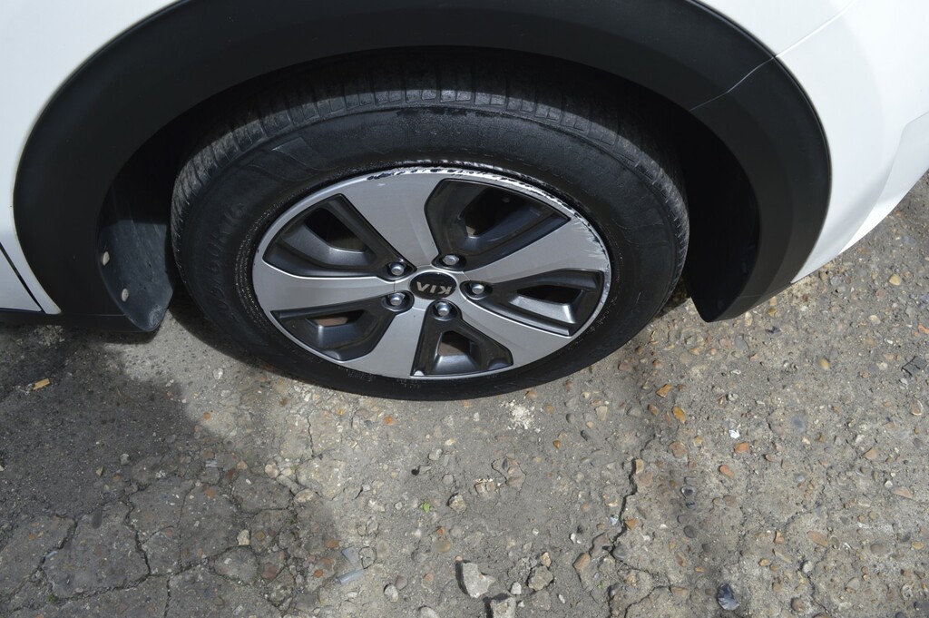 Kia e-Niro 1.6 Gdi Hybrid First Edition Dct Black #23