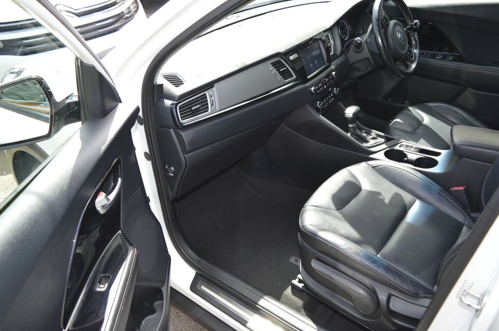 Kia e-Niro 1.6 Gdi Hybrid First Edition Dct Black #11