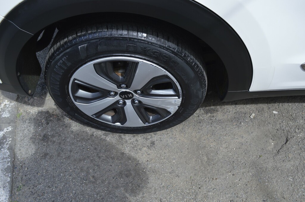 Kia e-Niro 1.6 Gdi Hybrid First Edition Dct Black #24