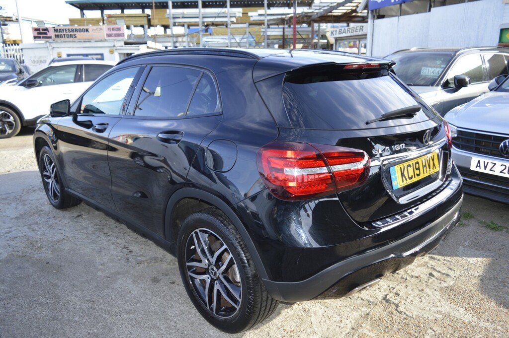 Mercedes-Benz GLA Class 1.6 Gla180 Urban Edition Black #4