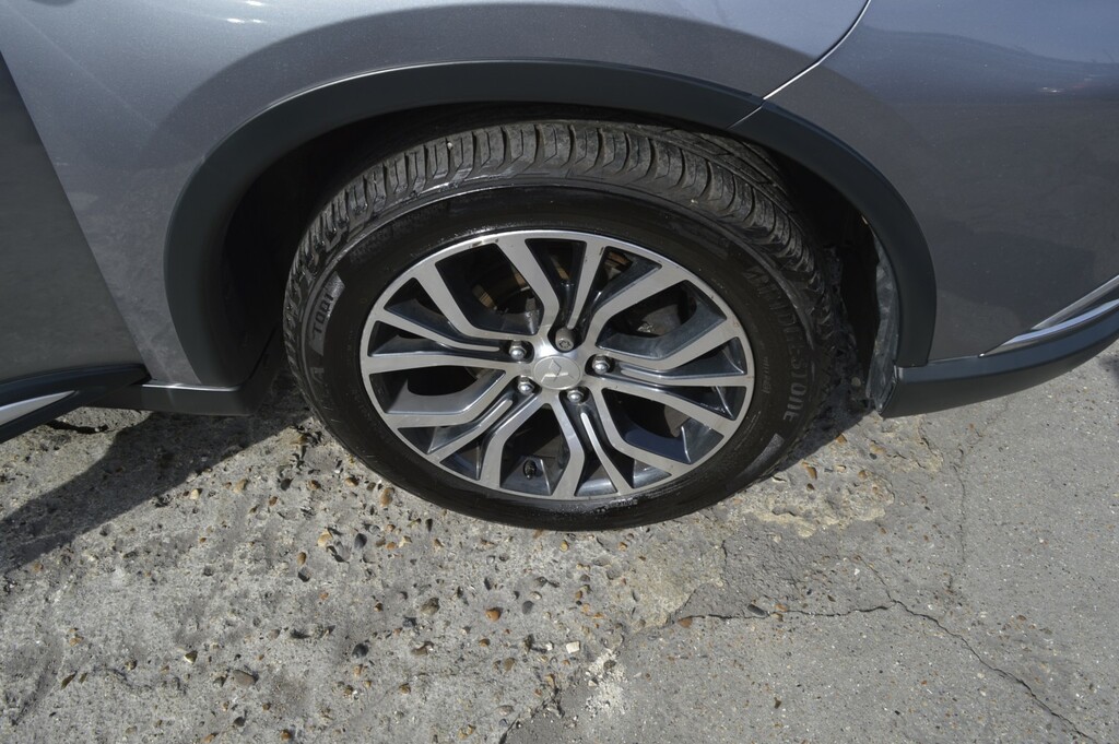 Mitsubishi Outlander Outlander 4H Phev Cvt Grey #25