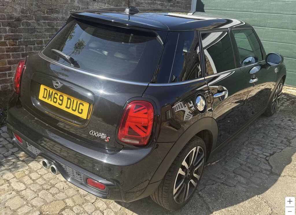 Mini Hatch Cooper S Exclusive DM69DUG Black #4