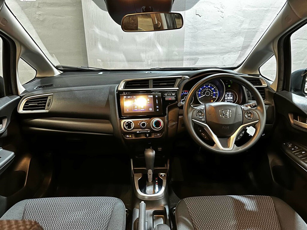 Honda Jazz Se I-vtec Cvt Grey #2