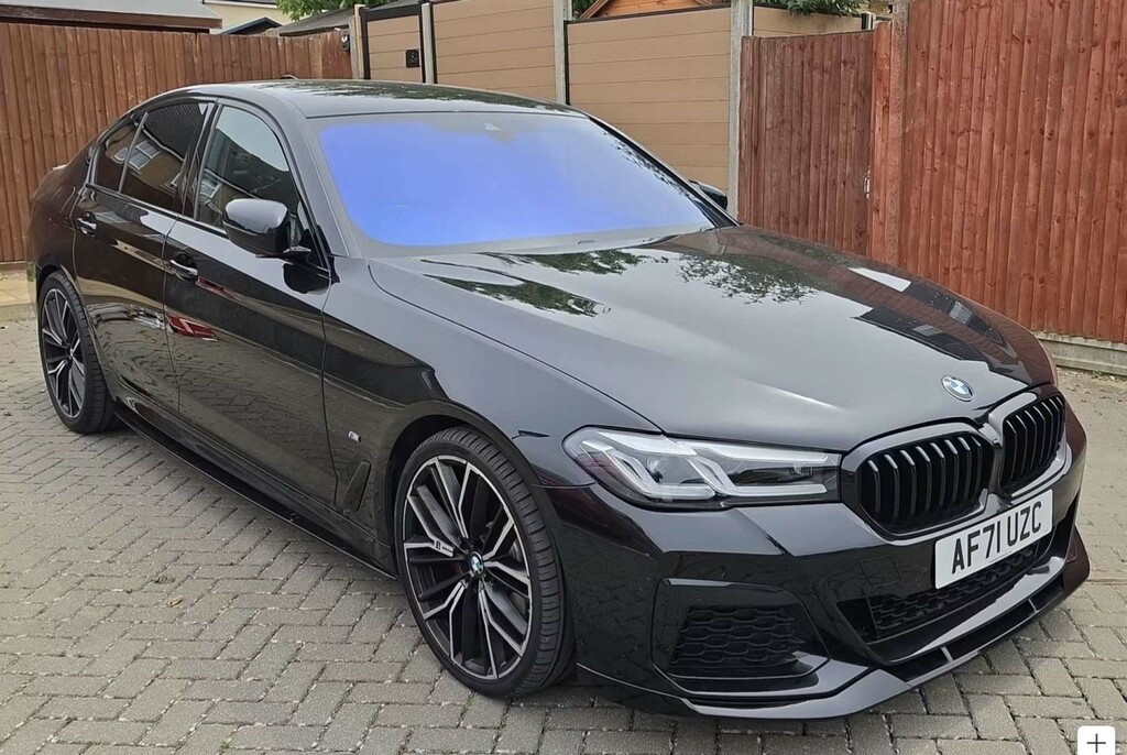 BMW 5 Series 520D Mht M Sport Step White #1