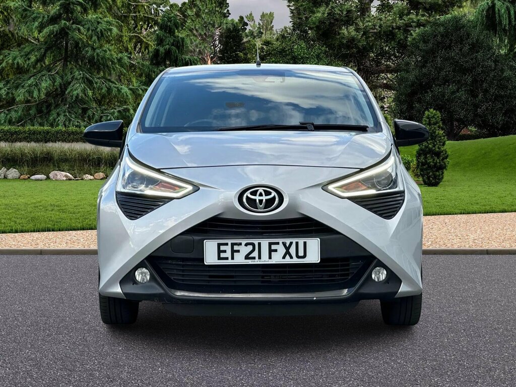 Toyota Aygo 1.0 Vvt-i X-trend Euro 6 Safety Sense EF21FXU Silver #2