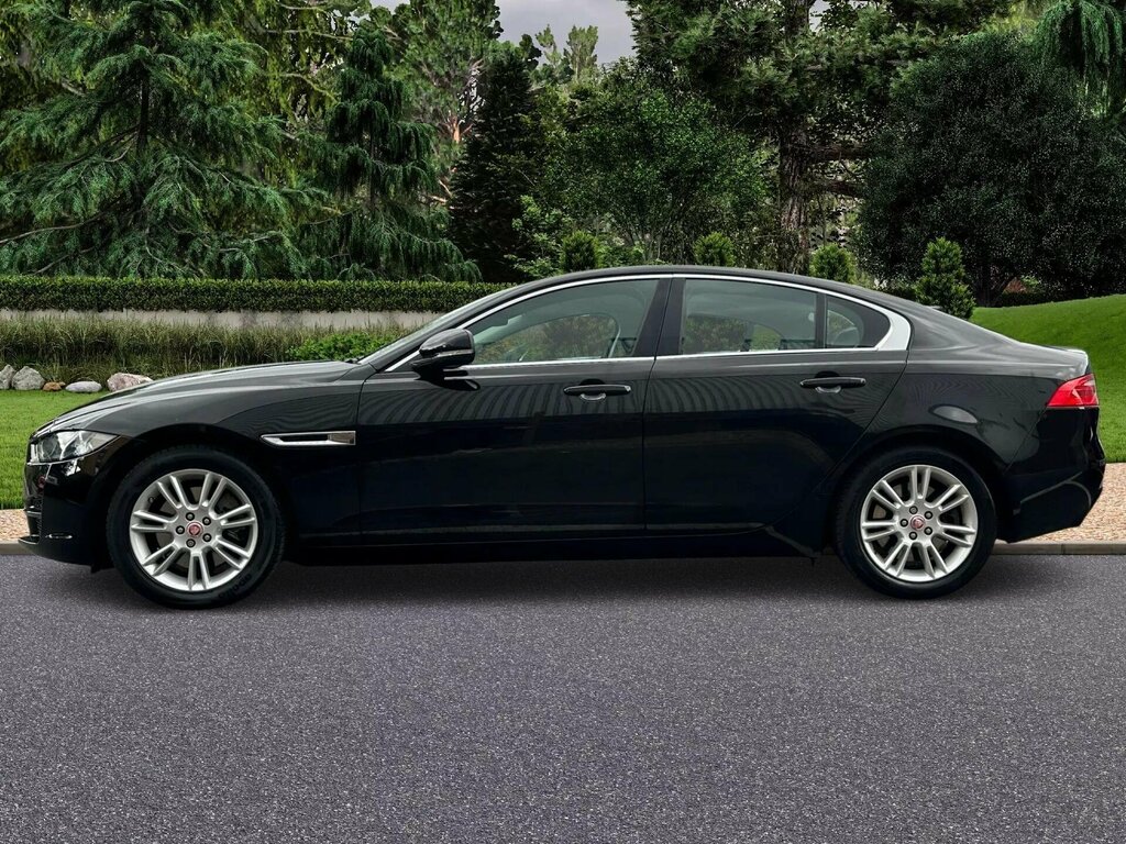 Jaguar XE 2.0 Gtdi Prestige Saloon Euro 6 S Black #4