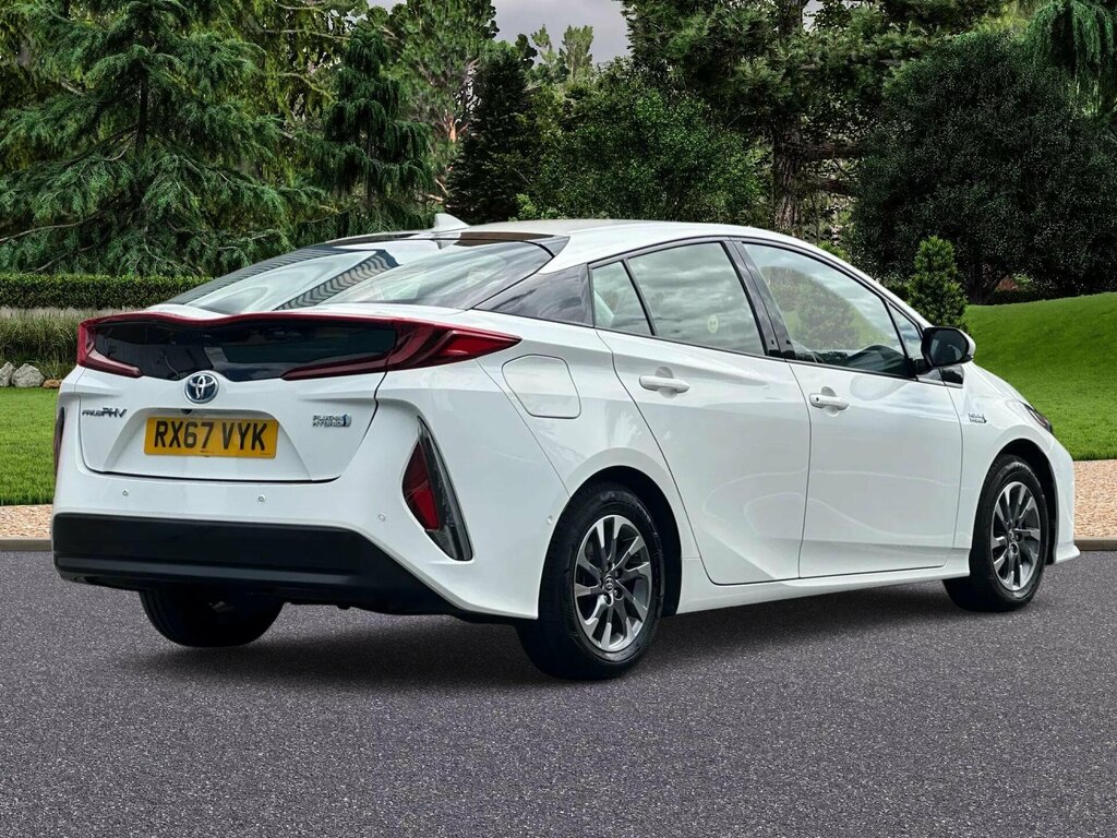 Toyota Prius Excel Silver #7