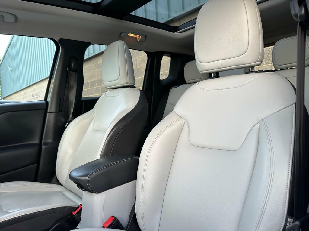 Jeep Renegade  Black #14