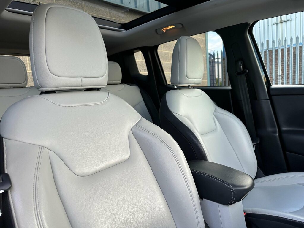Jeep Renegade  Black #10