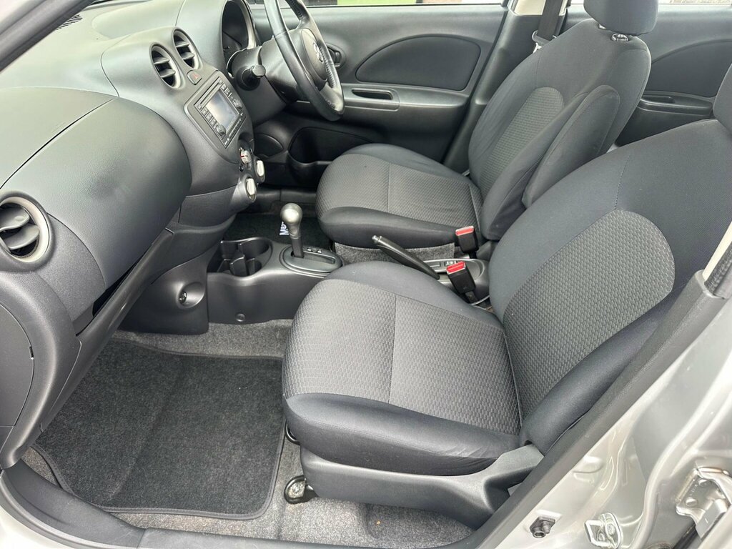 Nissan Micra Tekna Dig-s Silver #30