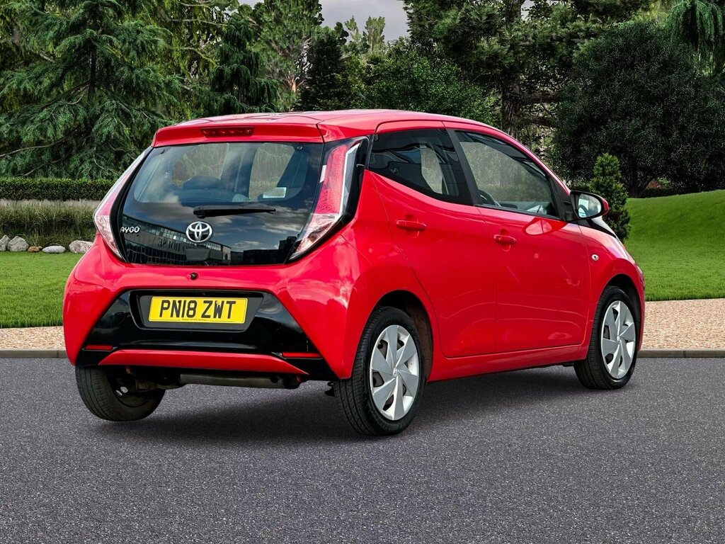 Toyota Aygo 1.0 Vvt-i X-play Euro 6 Red #6