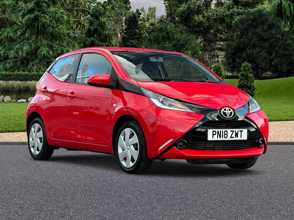 Toyota Aygo 1.0 Vvt-i X-play Euro 6 Red