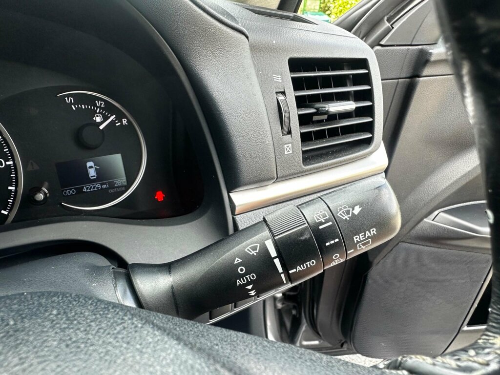 Lexus CT 1.8 200H Luxury Cvt Euro 6 Ss Red #22