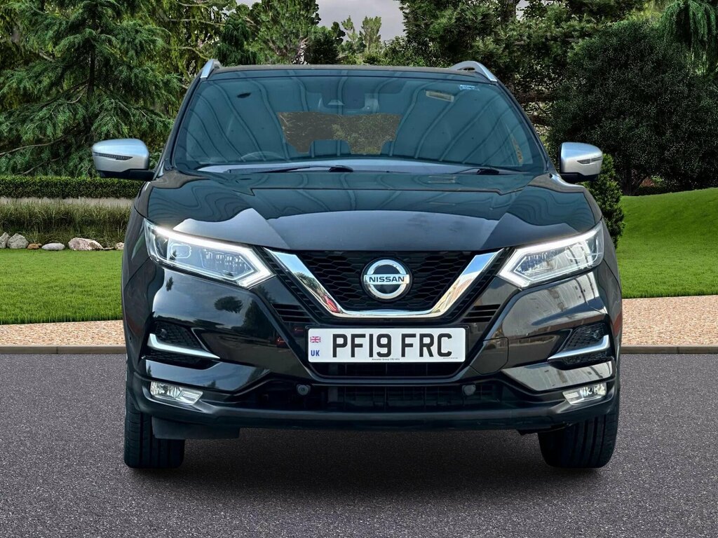 Nissan Qashqai 1.3 Dig-t Tekna Dct Euro 6 Ss PF19FRC Black #2