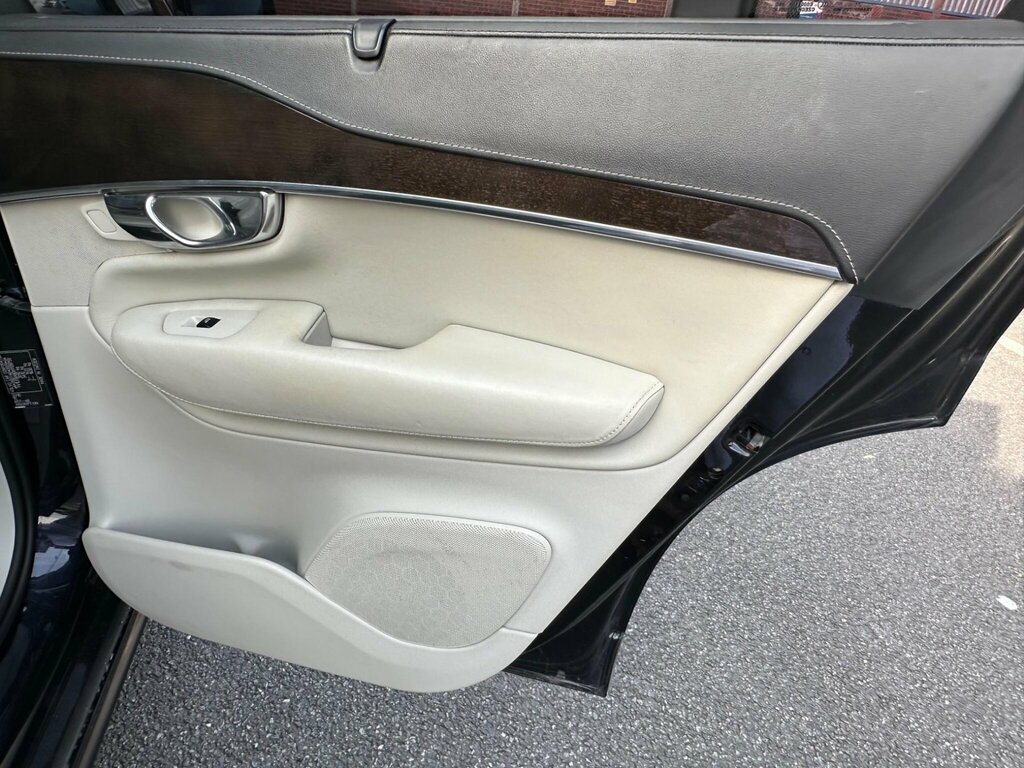 Volvo XC90 Xc90 T8 Momentum Twin Engine Grey #31