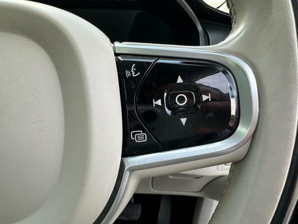 Volvo XC90 Xc90 T8 Momentum Twin Engine Grey #18