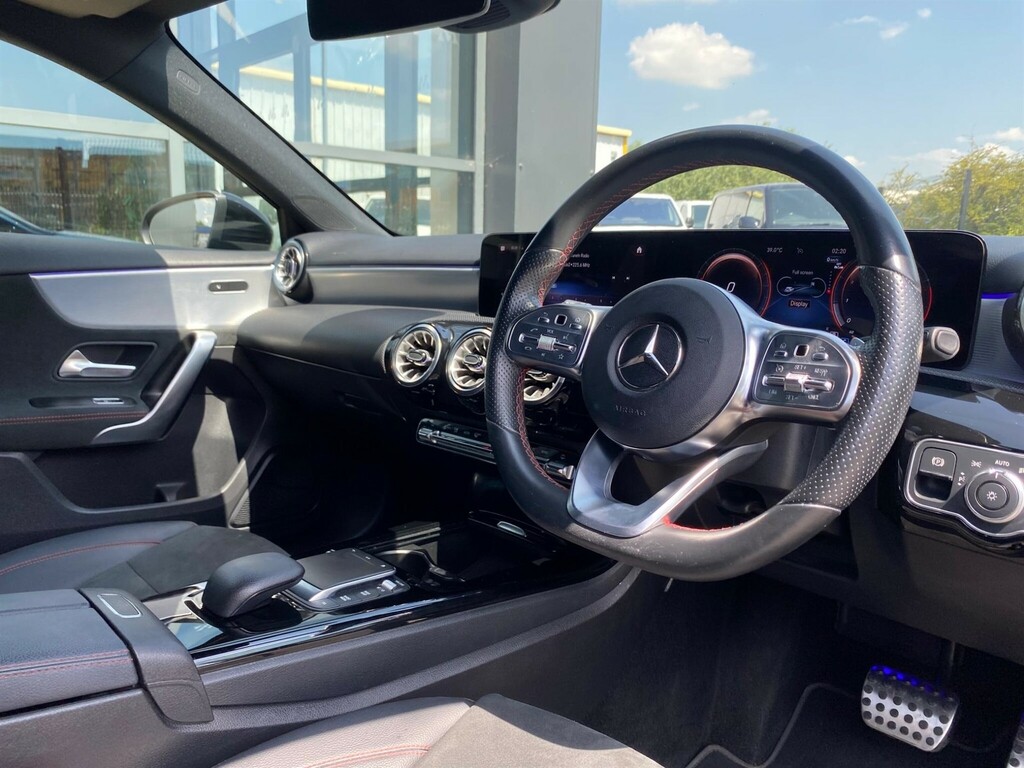 Mercedes-Benz A Class 1.3 Amg Line Executive 7G-dct Euro 6 Ss  #4