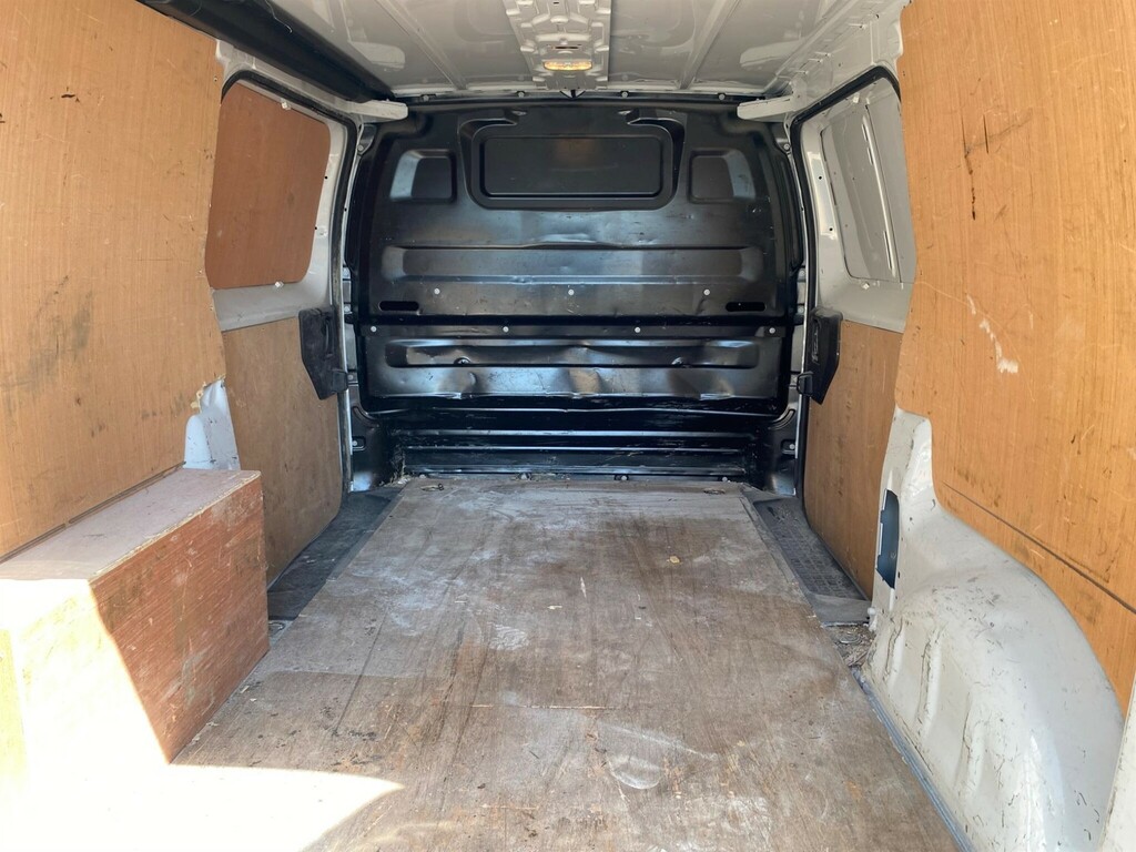 Vauxhall Vivaro Turbo D 2900 Pro White #13