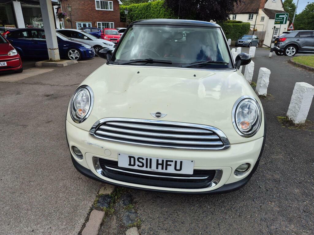 Mini Hatch 1.6 Cooper Euro 5 S S White #2