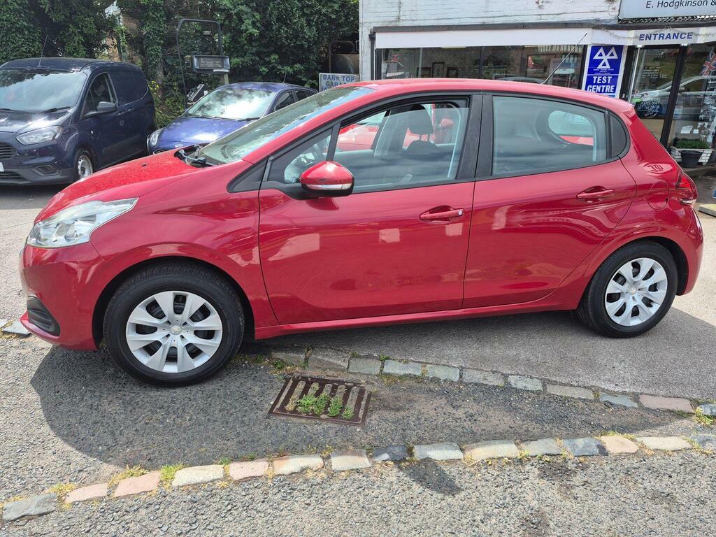 Peugeot 208 Hatchback 1.2 Puretech Active Euro 6 201515 Black #8