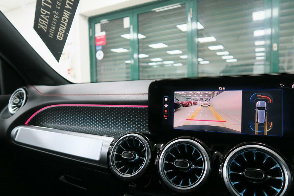 Mercedes-Benz EQB Amg Line White #10
