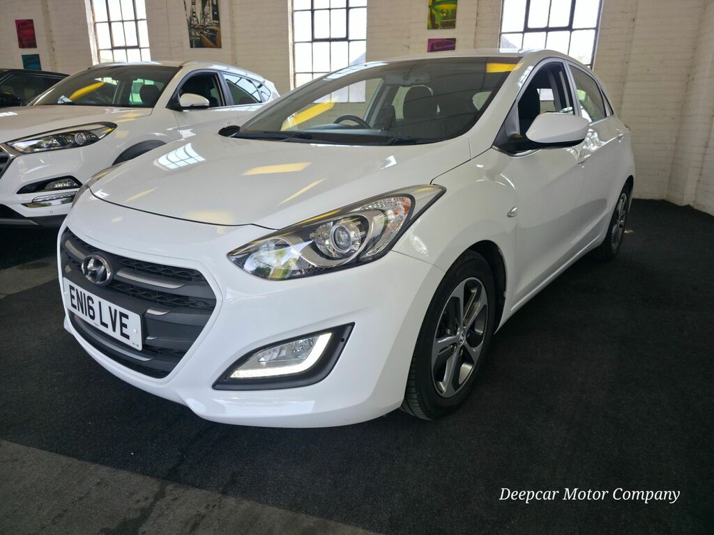 Hyundai I30 1.6 Crdi Blue Drive White #3