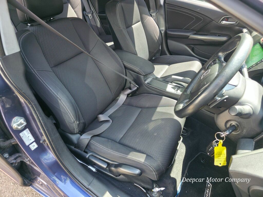 Honda Civic Se Plus White #8