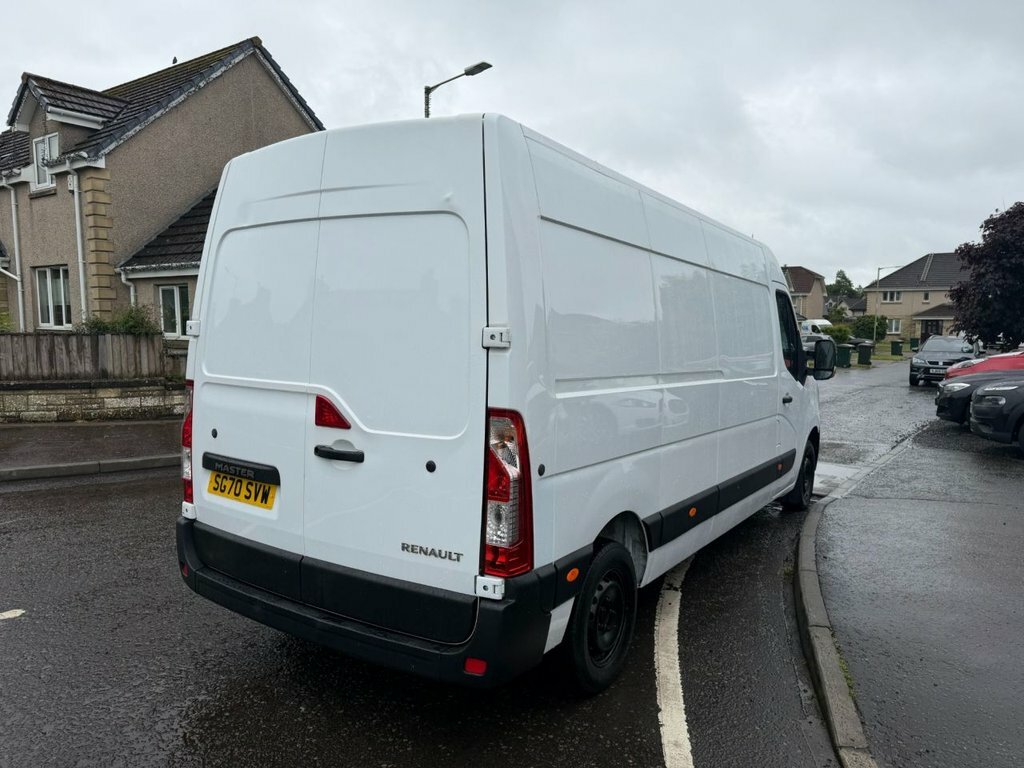 Renault Master 2.3L Business White #5