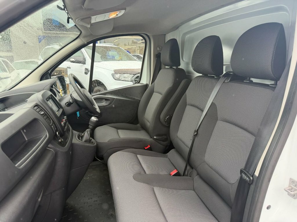Renault Trafic 2.0 Dci 170 LL Grey #10