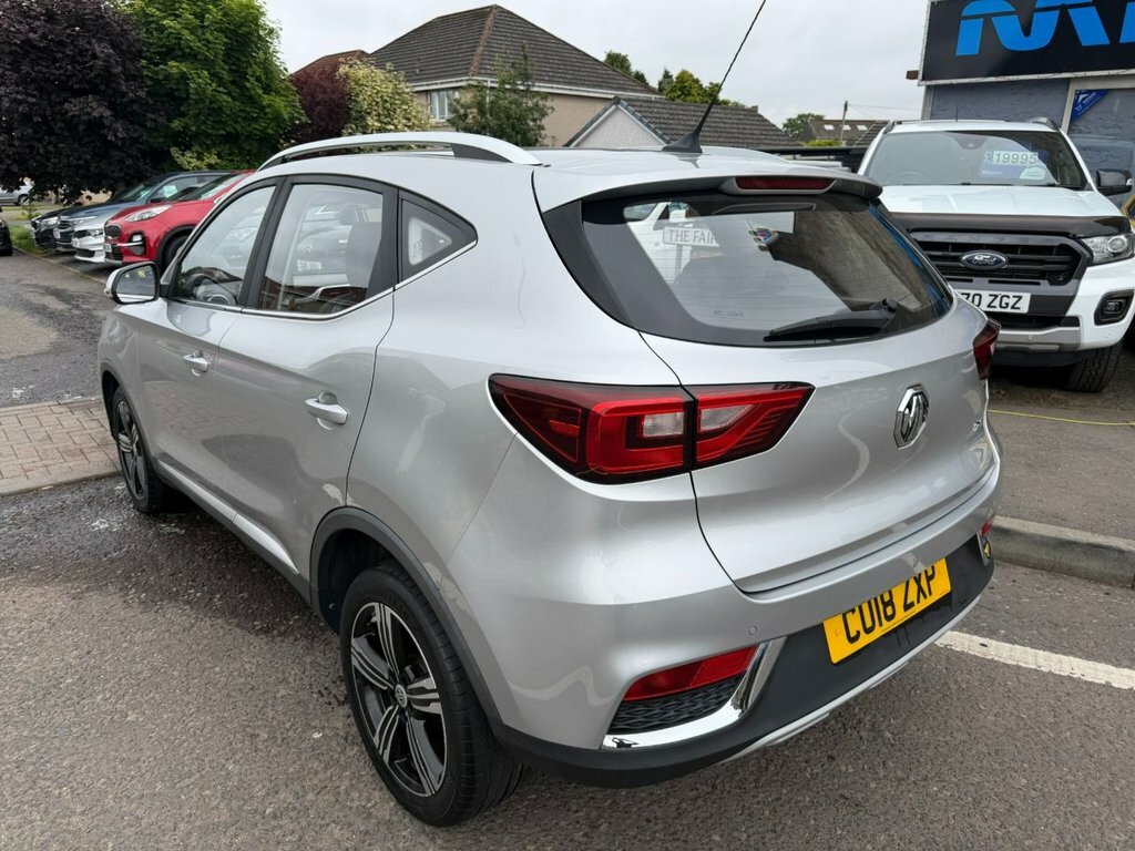 MG ZS 1L Exclusive Silver #3