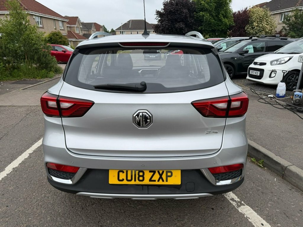 MG ZS 1L Exclusive Silver #6