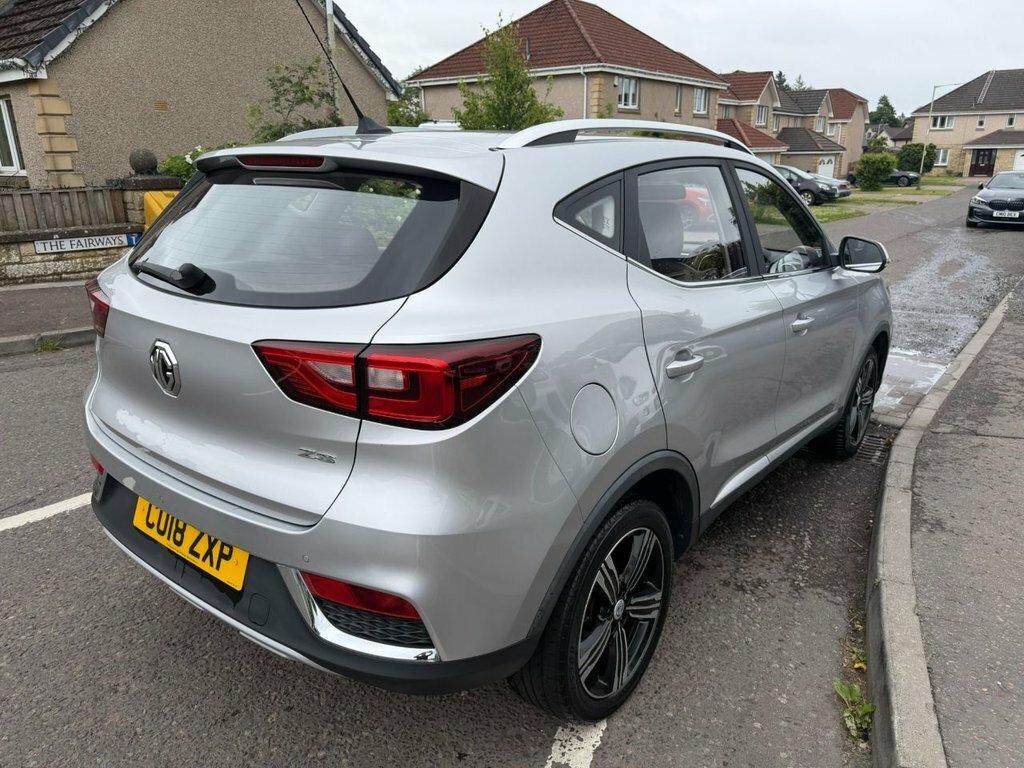 MG ZS 1L Exclusive Silver #5