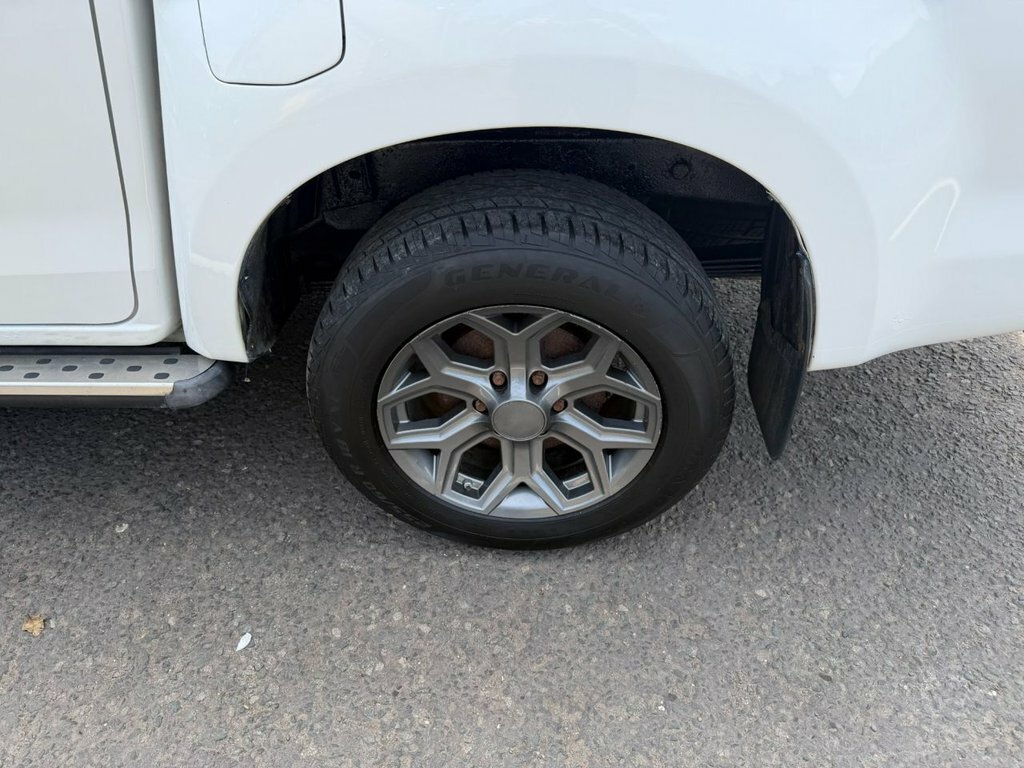 Isuzu D-Max 2.5 Td Yukon Pickup 4X4 192 Gk Grey #20