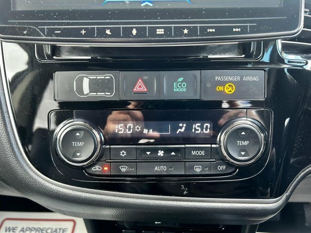 Mitsubishi Outlander 2.2 Di-d 3 Black #37