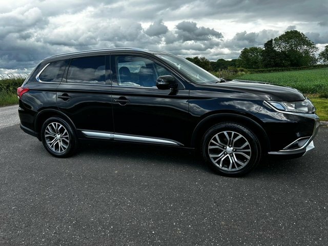 Mitsubishi Outlander 2.2 Di-d 3 Black #14