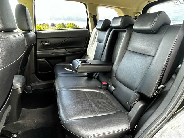 Mitsubishi Outlander 2.2 Di-d 4 Suv 4Wd Euro 6 Ss Black #6