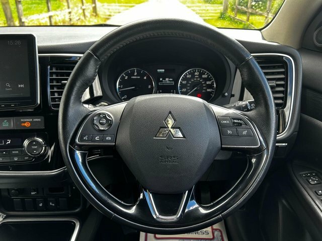 Mitsubishi Outlander 2.2 Di-d 3 Black #36