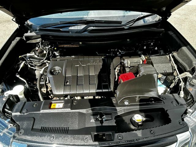 Mitsubishi Outlander 2.2 Di-d 3 Black #44