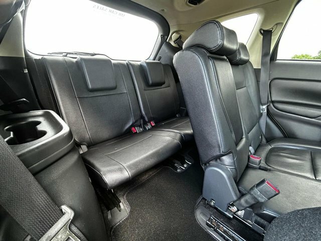 Mitsubishi Outlander 2.2 Di-d 3 Black #25