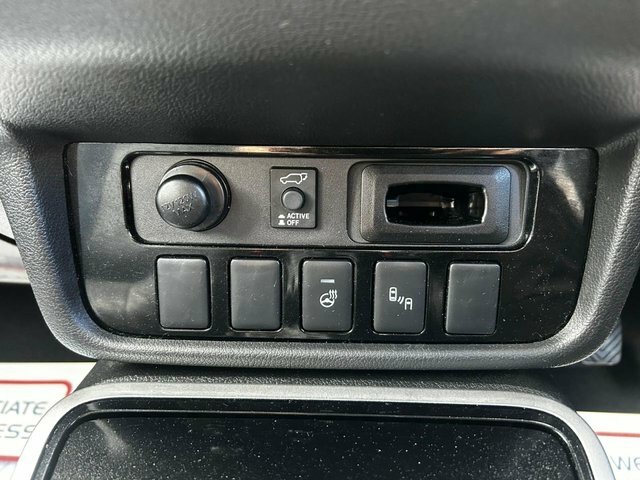 Mitsubishi Outlander 2.2 Di-d 3 Black #38