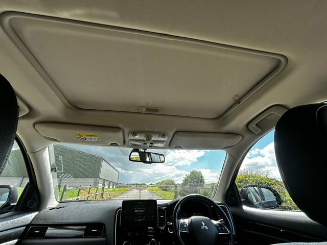Mitsubishi Outlander 2.2 Di-d 3 Black #29