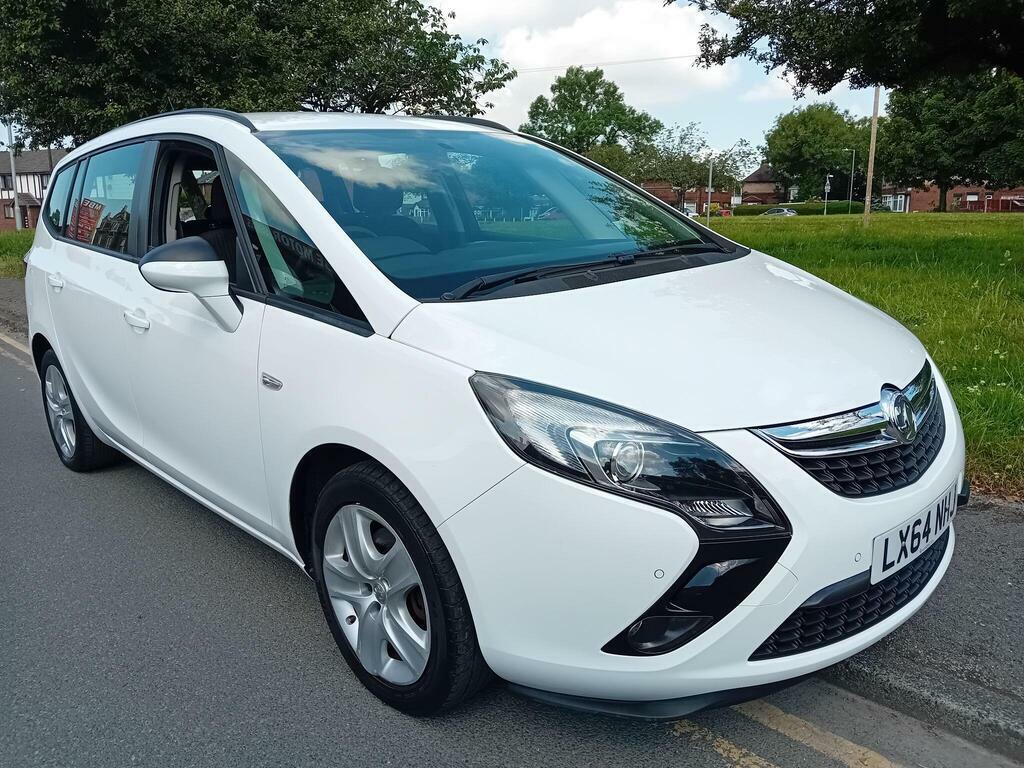 Vauxhall Zafira Tourer 2.0 Cdti Exclusiv Euro 5 White #2