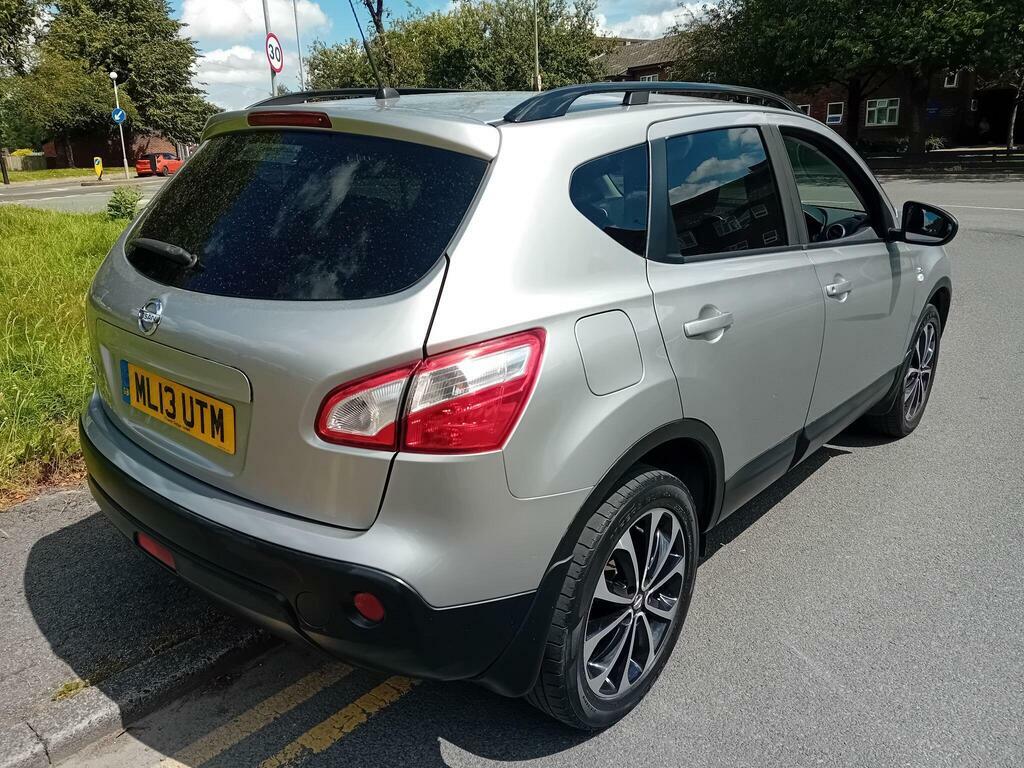Nissan Qashqai Acenta Dci White #4