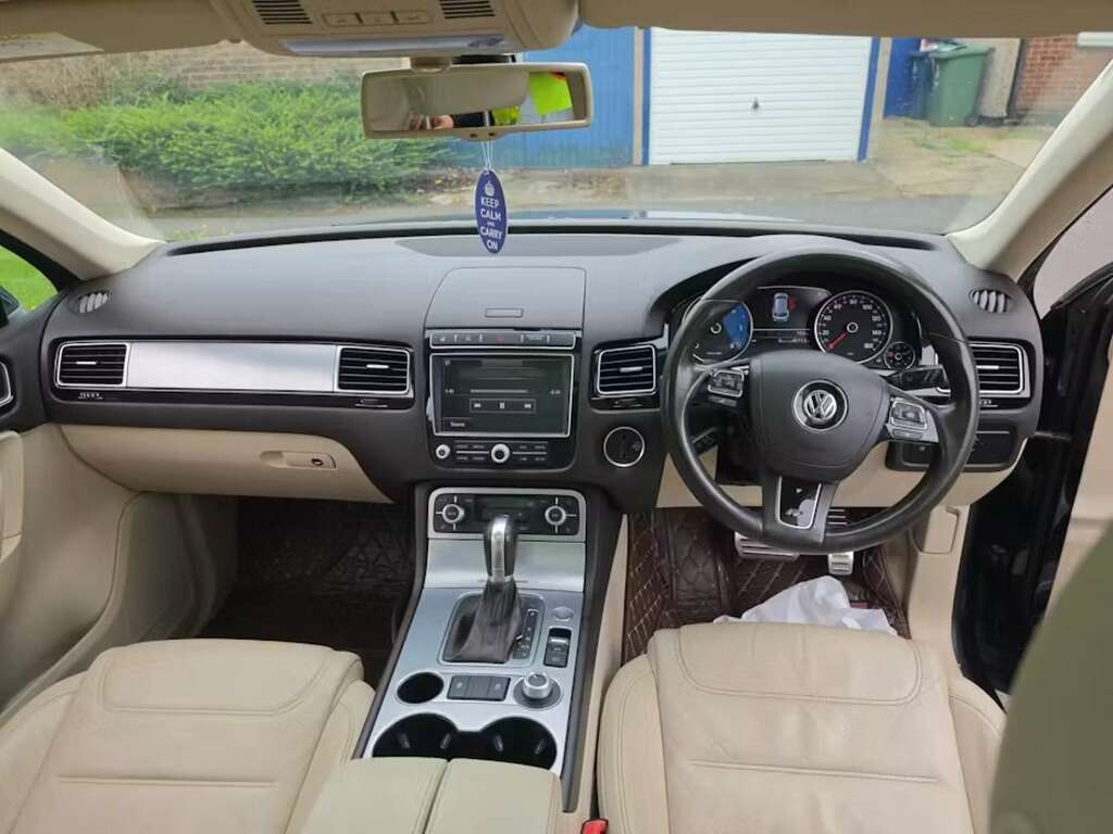 Volkswagen Touareg 3.0 Touareg V6 R-line Tdi Bluemotion Technology Au AV64YKS Blue #5