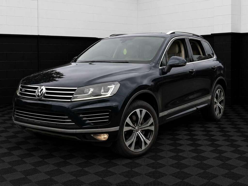 Volkswagen Touareg 3.0 Touareg V6 R-line Tdi Bluemotion Technology Au AV64YKS Blue #4