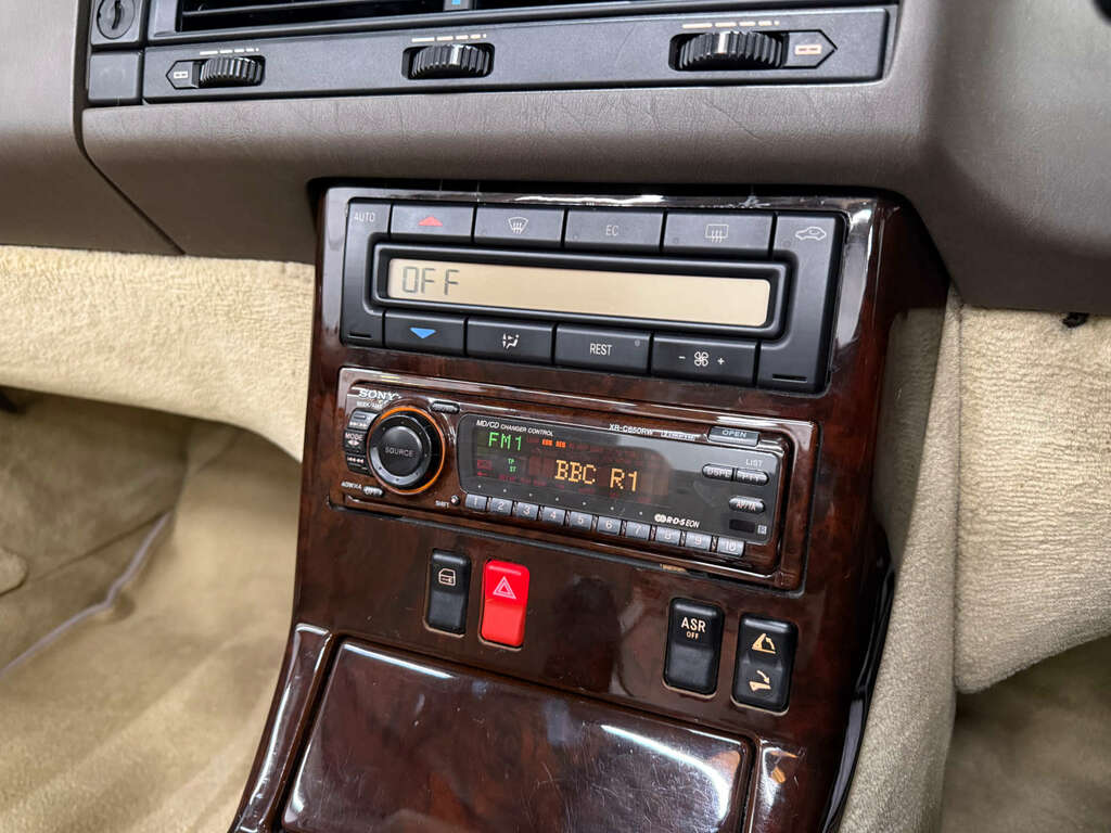 Mercedes-Benz SL Class 3.2L Silver #10
